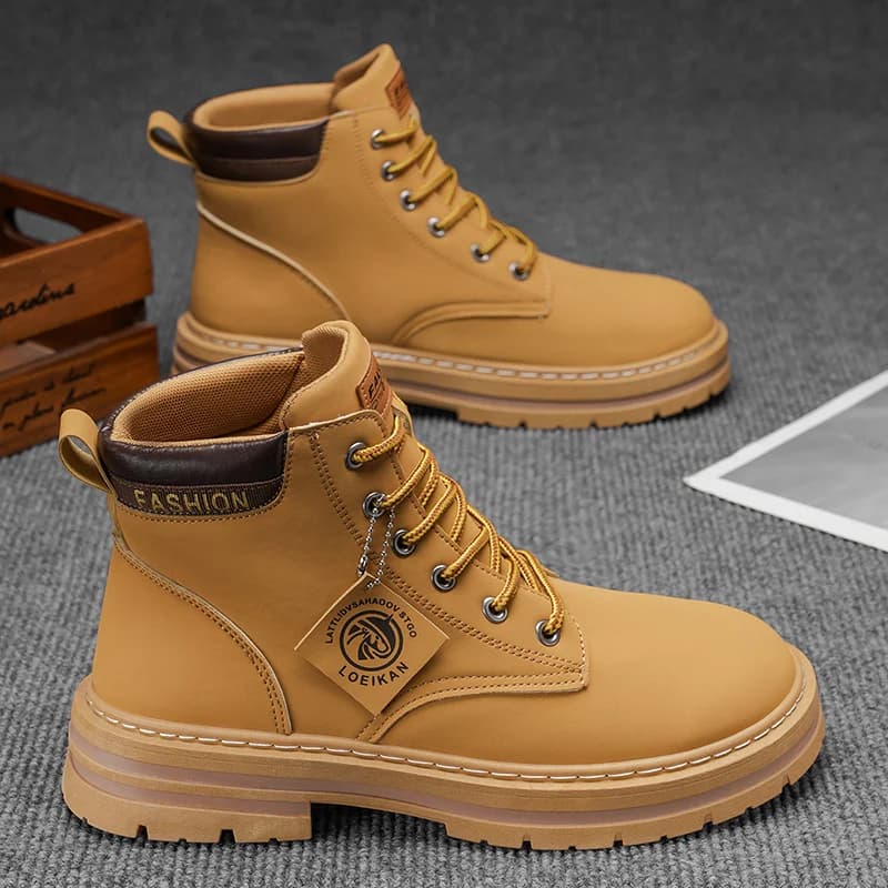 Stivali gialli alti alla moda da uomo Scarpe casual Stivali da trekking fuoristrada per esterni Calzature comode e alla moda