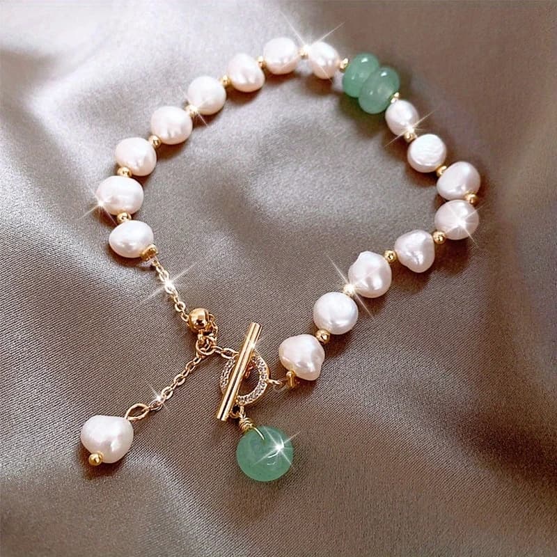 1 piece of stylish simple and elegant imitation pearl pull bracelet women's banquet jewelry for friends as a gift
