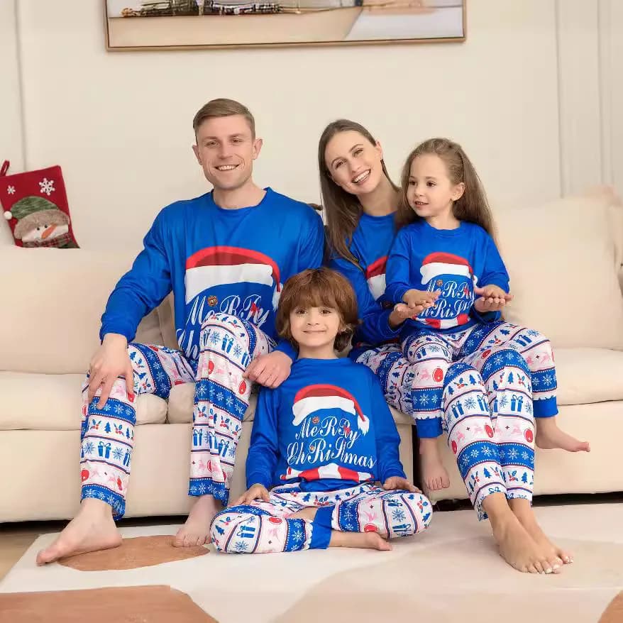 Abbigliamento per la casa con lettere a righe blu, abiti natalizi genitore-figlio, nuovi set pigiami per la famiglia autunno/inverno 2025 e tute per bambini