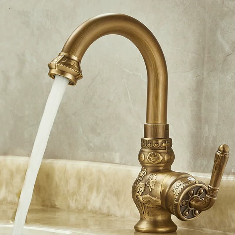 Rubinetto per lavabo antico intagliato Rubinetti per lavabo Rubinetto per lavabo per bagno caldo e freddo in ottone Rubinetto per lavabo da piano Miscelatore per acqua