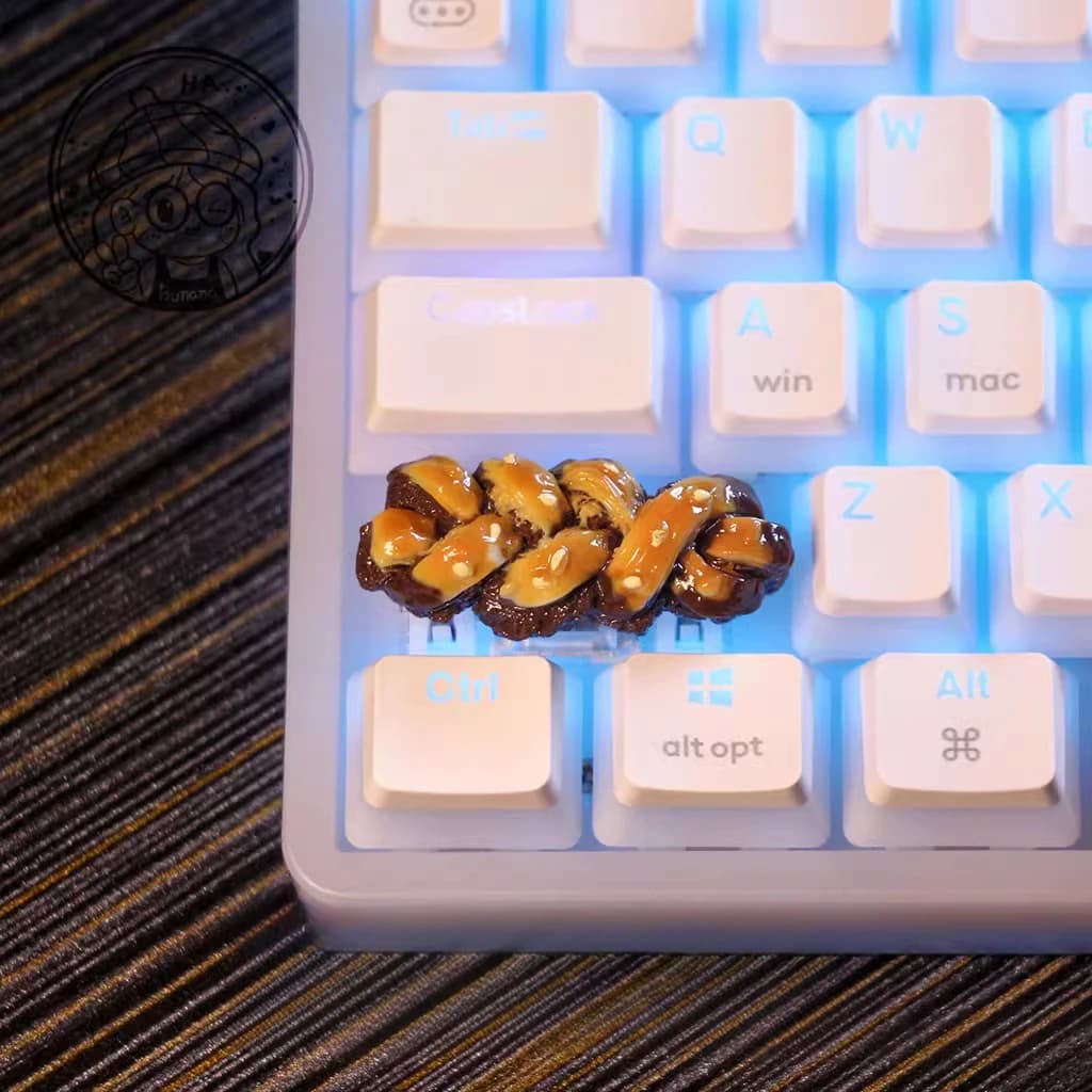 Keycap Eater three-dimensional keyboard mechanics axis cross key input rear key change key