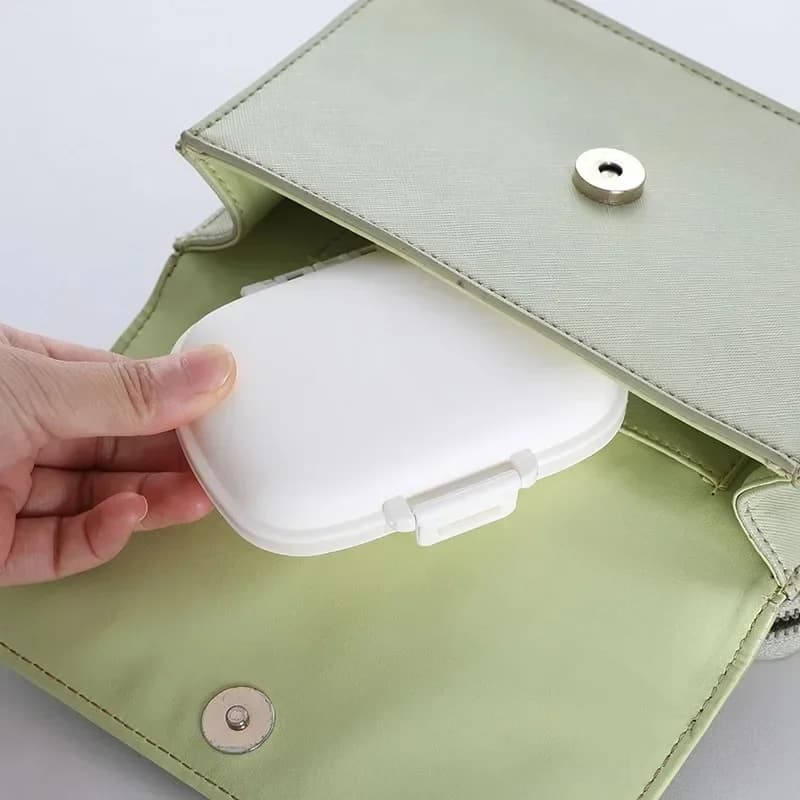 Mini Portapillole Portatile a 8 Scomparti, Contenitore da Viaggio per Medicinali, Dispenser Sigillato in Grano per Compresse e Farmaci