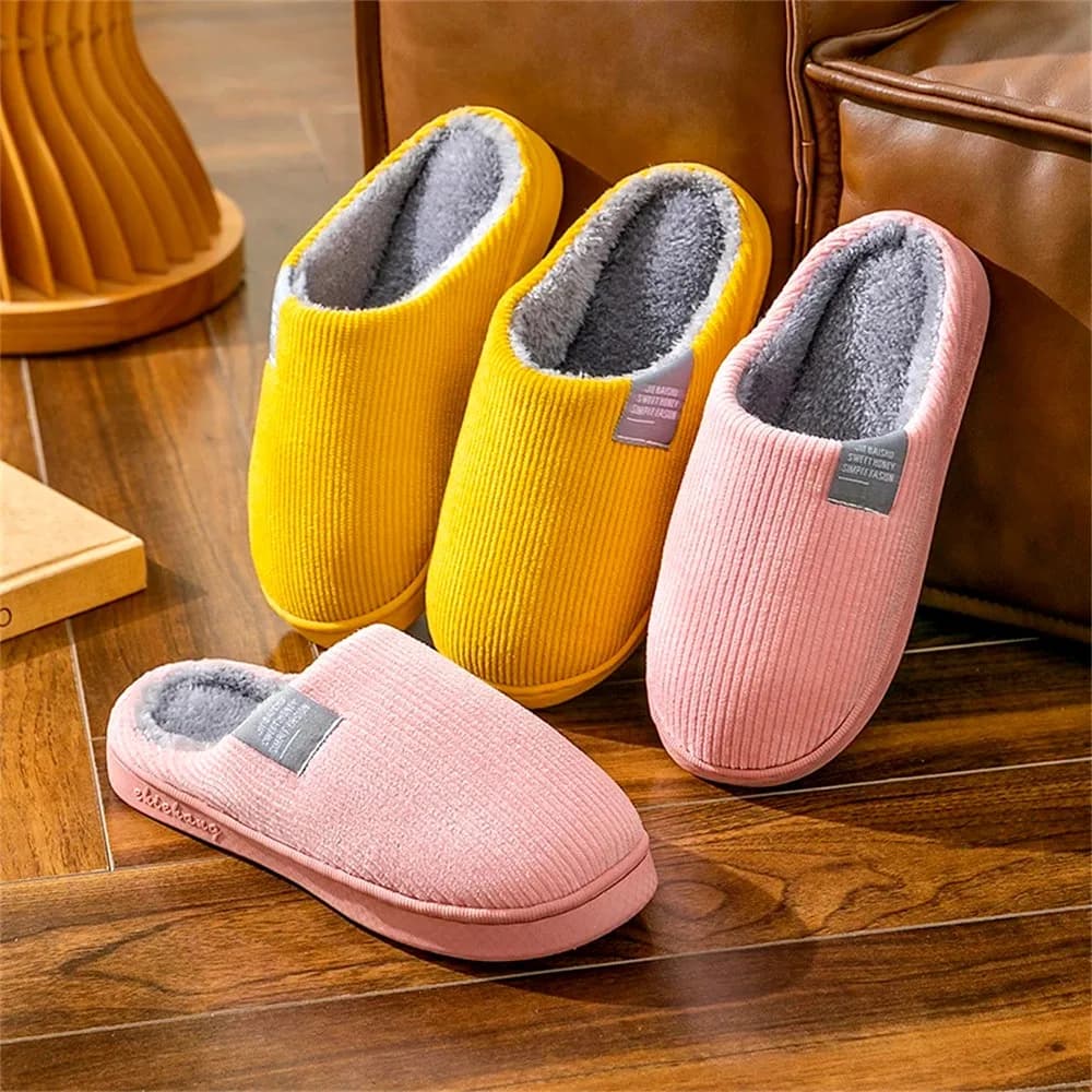 Women's Winter Hot House Slippers Women's Slippers For Interior Thickened Anti-Slip with Soft Sole in Plush Women's Anti-slip Shoes For Couples