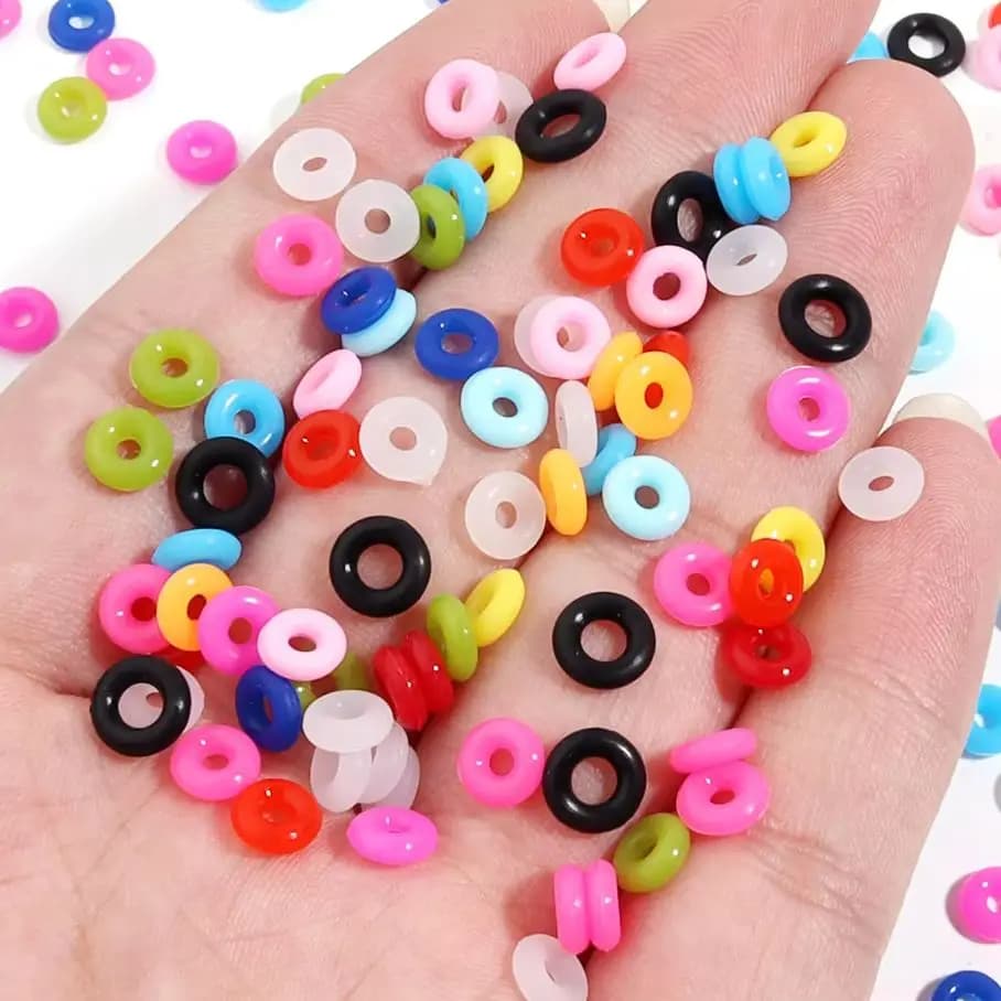 100 pz/lotto Elastico In Gomma di Silicone Tappo Anelli di Posizionamento antiscivolo Perline di Fascino Fit Braccialetto di Corda di Cuoio Creazione di Gioielli