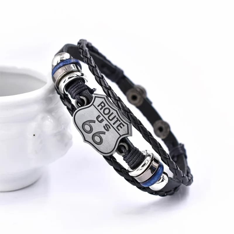 Bracciale in pelle multistrato da strada della mamma sulla Route 66 negli stati uniti