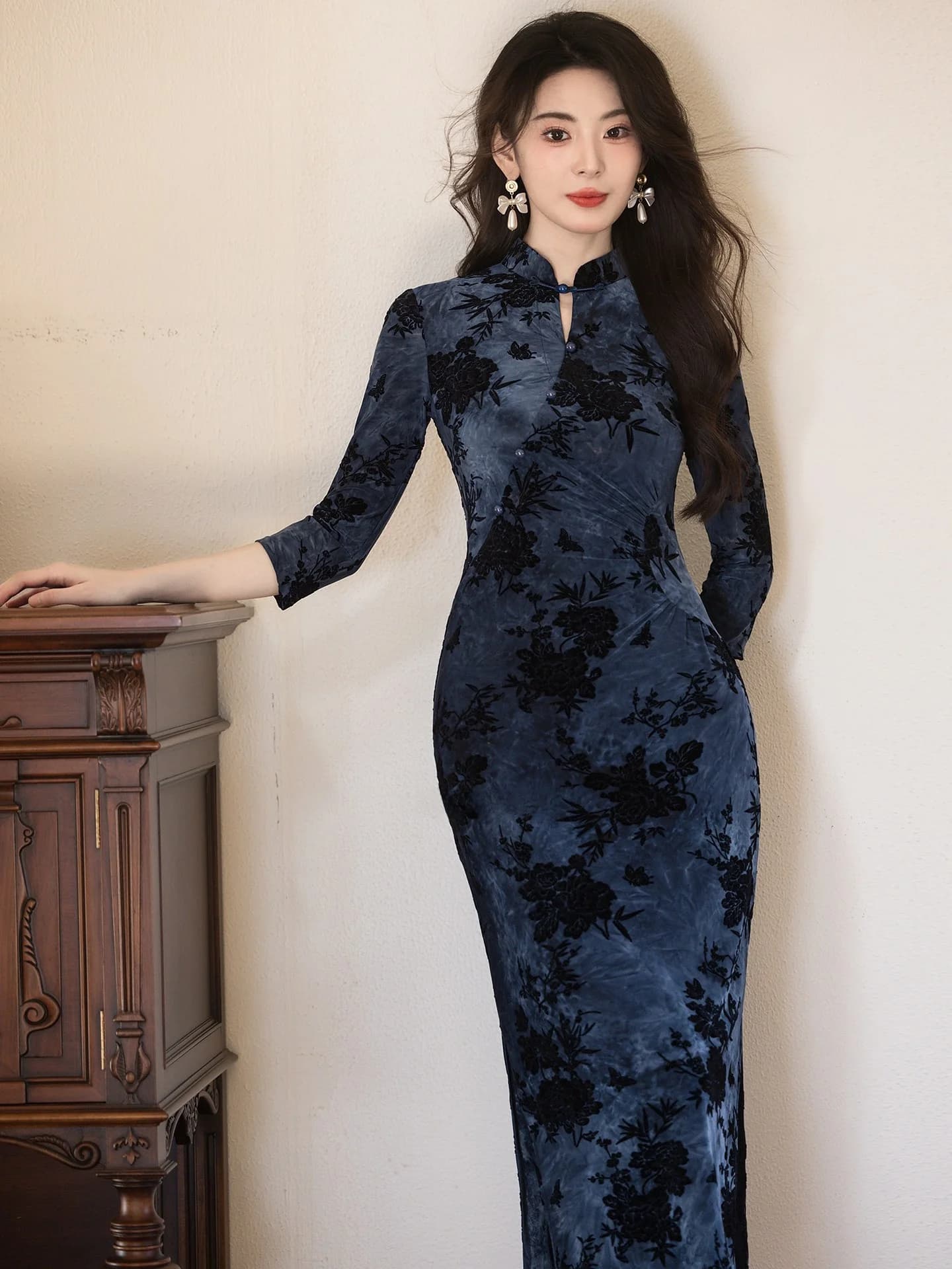 Autumn Long Sleeve Women's Fashion Slimming Gown Daily Wear High-End Feel Beautiful Temperament Meat Concealing