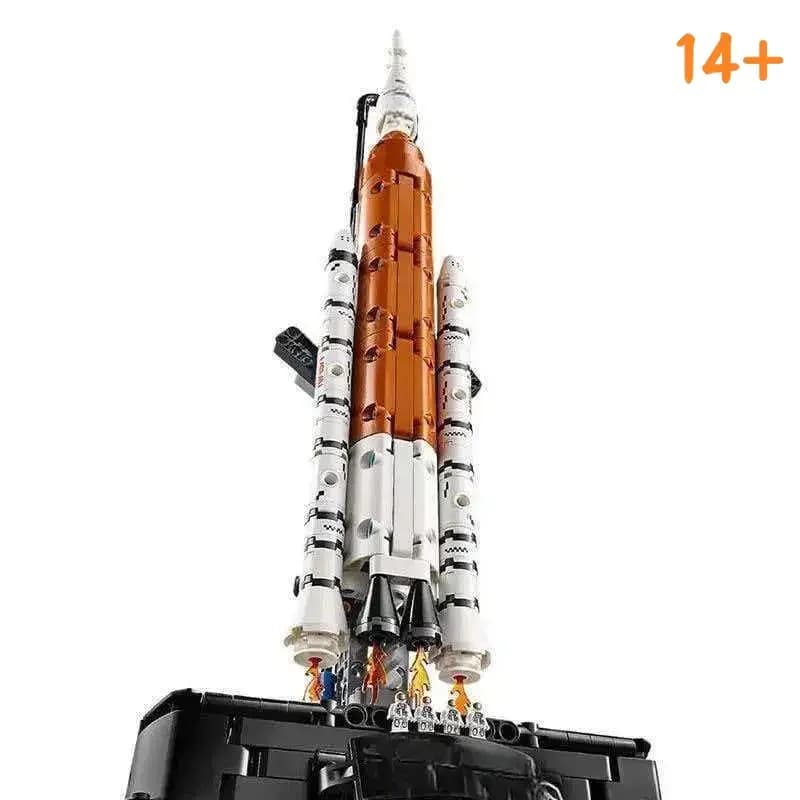 Disney 42221 632 pezzi Blocchi da costruzione per razzi Modello di astronave Giocattolo educativo Regalo di Natale compatibile con i mattoncini LEGO