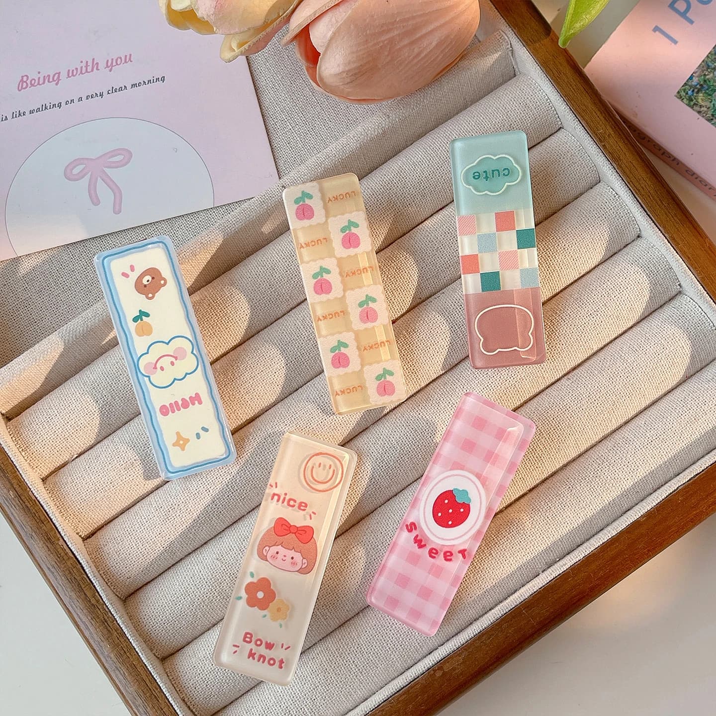 Set di fermagli per capelli con stampa cartone animato, nuovo design primaverile, accessori dolci per capelli per bambine, fermagli alla moda