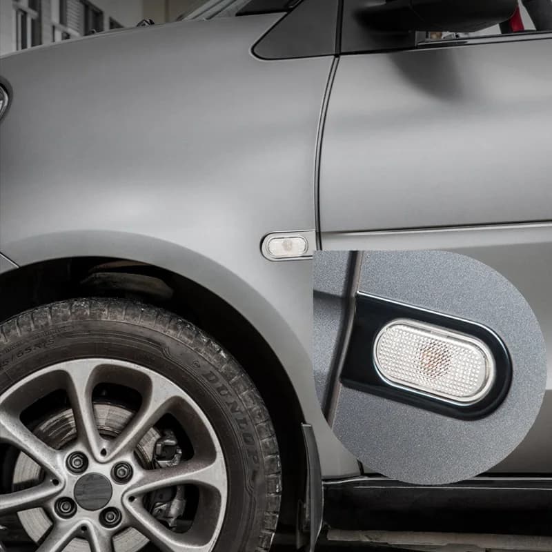 Una coppia di luci di ingombro laterali A Led paraurti indicatori di direzione sequenziali kit in acciaio inossidabile per Smart 453 Fortwo 2015 2016 2017 2018