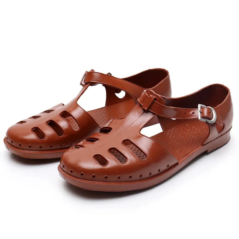 New Summer Men's Sandals Outdoor Non-Slip Beach Flat Fisherman Casual Shoes Breathable Hollow Men Sandals Male Vintage Slippers