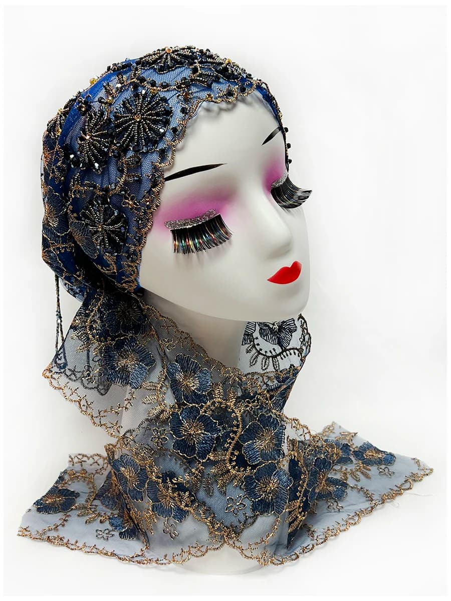 2025 Copricapo Tessuto a rete Ricamato a mano Appeso Stringa di perline Cappelli a nastro acrilico Dubai Nuovo cappello da culto arabo musulmano