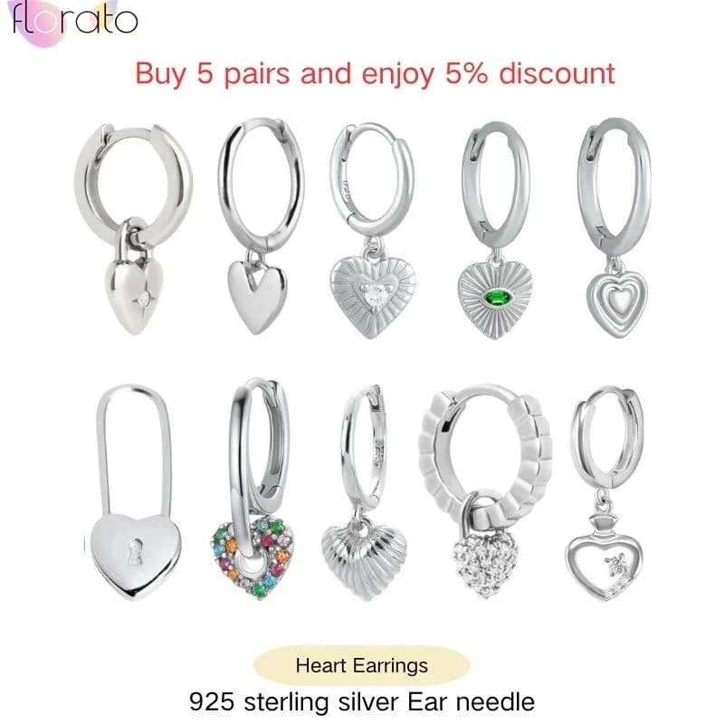 Orecchini a cerchio con ciondolo a forma di cuore in metallo con ago in argento sterling 925 per le donne Regali di gioielli con orecchini Huggie dal design dolce e alla moda
