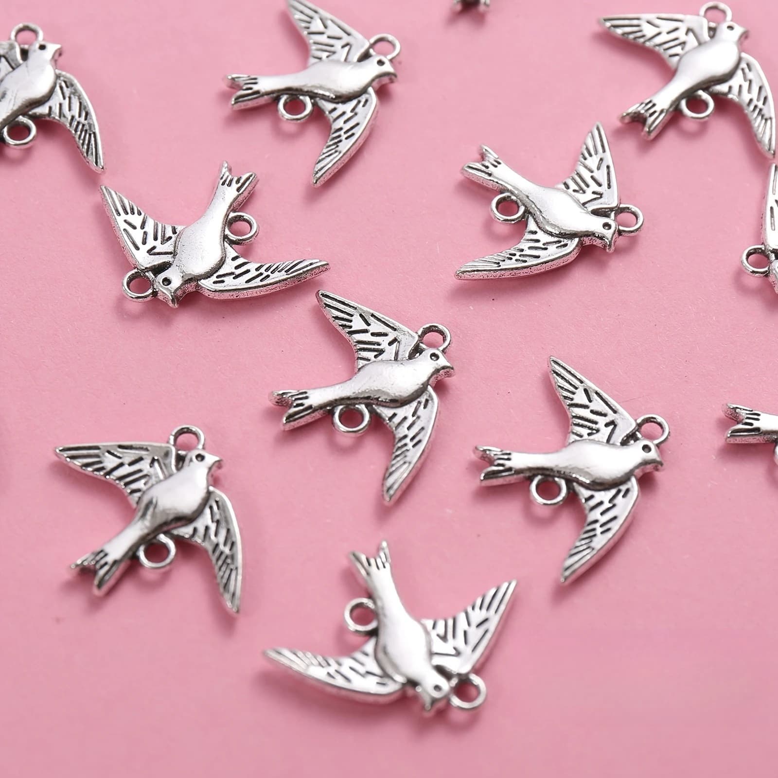 10/20/50 pz Pendants Birds Flying Style Aged, DIY Accessories for Craft Creations, Charms Bird Shaped Dynamos for Bracelets, Necklaces, Earrings