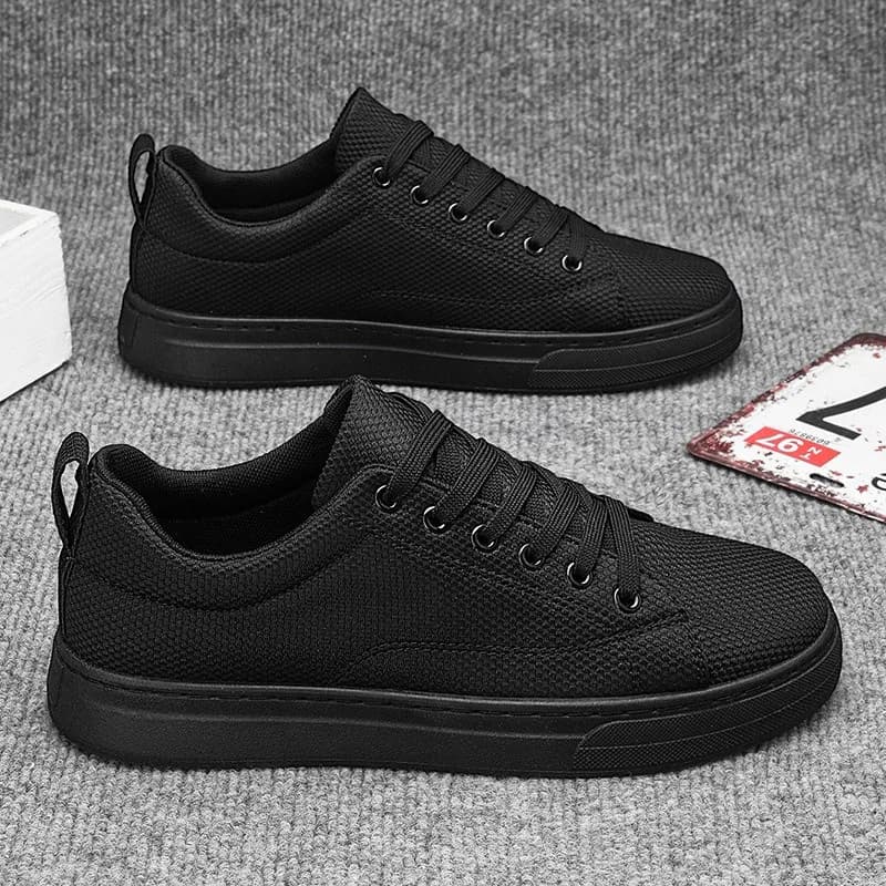 Scarpe Casual in rete per uomo Sneakers traspiranti estive maschili 2024 nuove scarpe leggere da corsa scarpe sportive da uomo piatte all'aperto