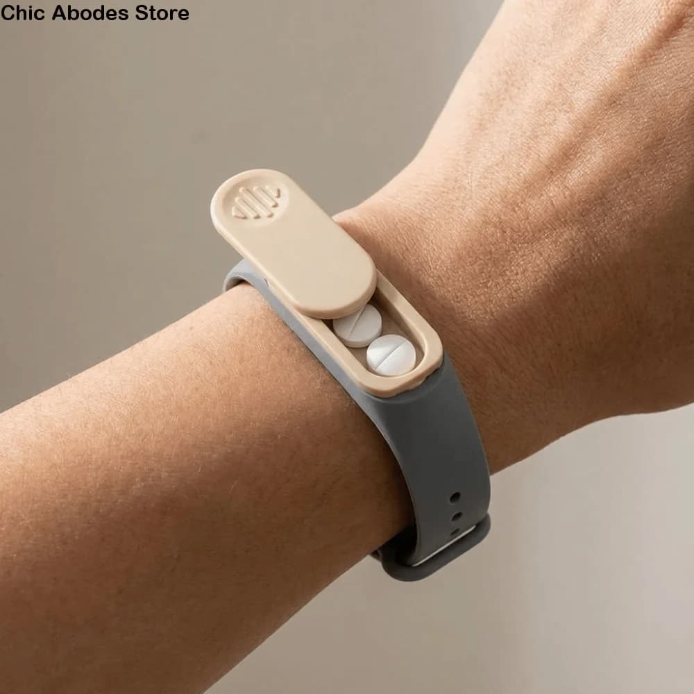 360° Rotating Wristband Pill Case Sealed Waterproof Pill Box Bracelet Moisture-Proof with Buckle Pill Container for Travel
