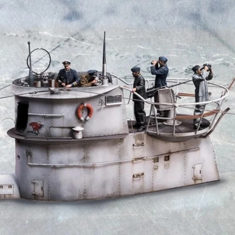 Kit modello figura in resina pressofusa in scala 1/35 U-boat Commander and Crew 5 figure smontate non verniciate senza barca