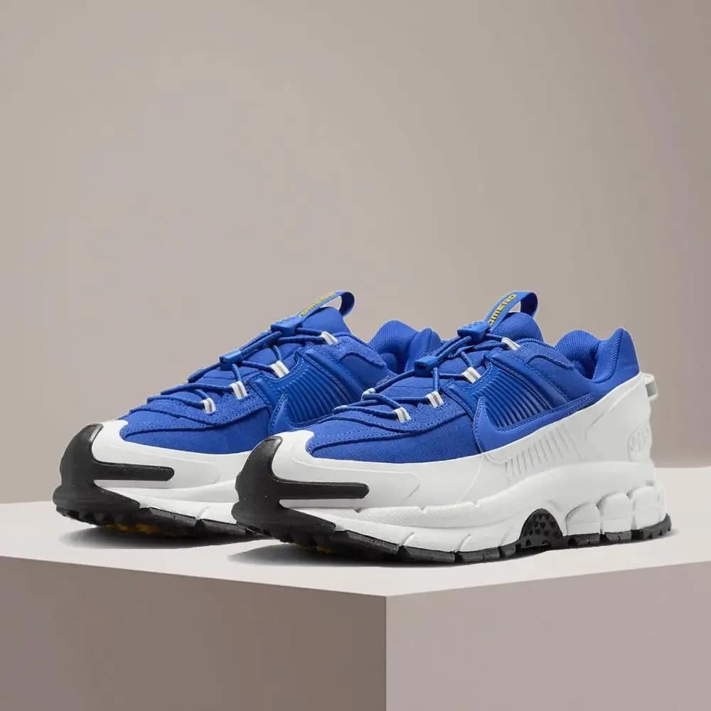 Nike Vomero 5 Roam Scarpe da corsa basse ammortizzate, morbide, confortevoli, antiscivolo, resistenti, unisex FV2295-400