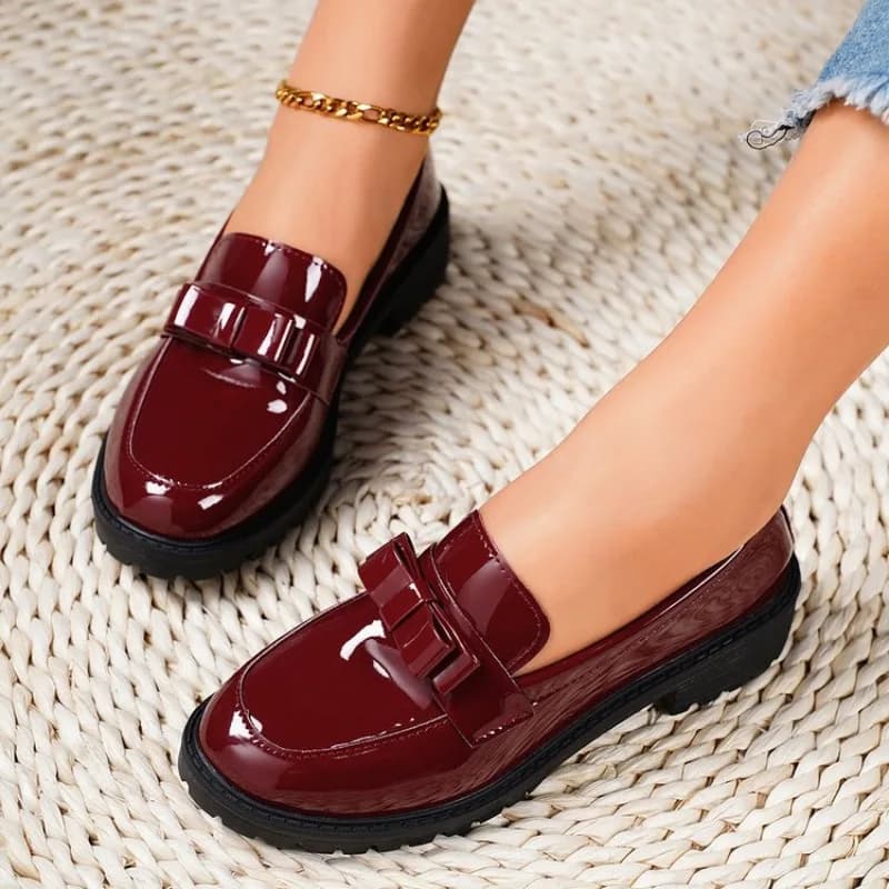 Scarpe da donna in pelle PU 2025 Primavera Punta a punta Slip-on Mocassini casual da donna Elegante fiocco Ufficio Scarpe con tacco medio Zapatos Mujer