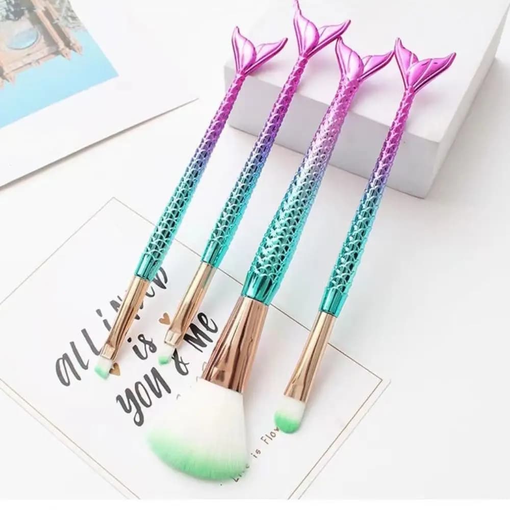 4pcs/set Loose Powder Brush Mermaid makeup brush Soft Fiber Blush Makeup Brushes Set Facial Makeup Tool Eye Shadow Brush