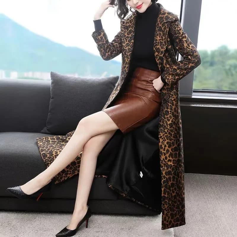Cappotto leopardato moda di fascia alta donna primavera autunno Trench lungo coreano sottile giacca a vento femminile con cintura capispalla madre 4XL