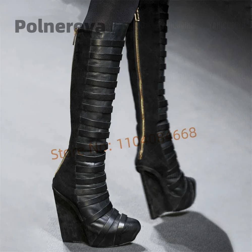 Stivali alti al ginocchio con zeppa nera con cinturini multipli Stivali da donna in pelle scamosciata con plateau e punta tonda Stivali con cerniera posteriore Scarpe da passerella di moda da donna