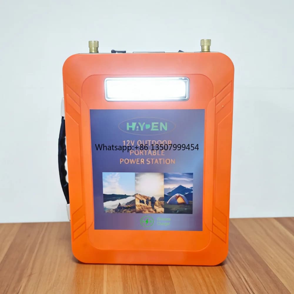 Avviatore di Emergenza per Auto 12V LTO 2000A con Power Bank, Pannello Solare, Caricatore Wireless e Torcia