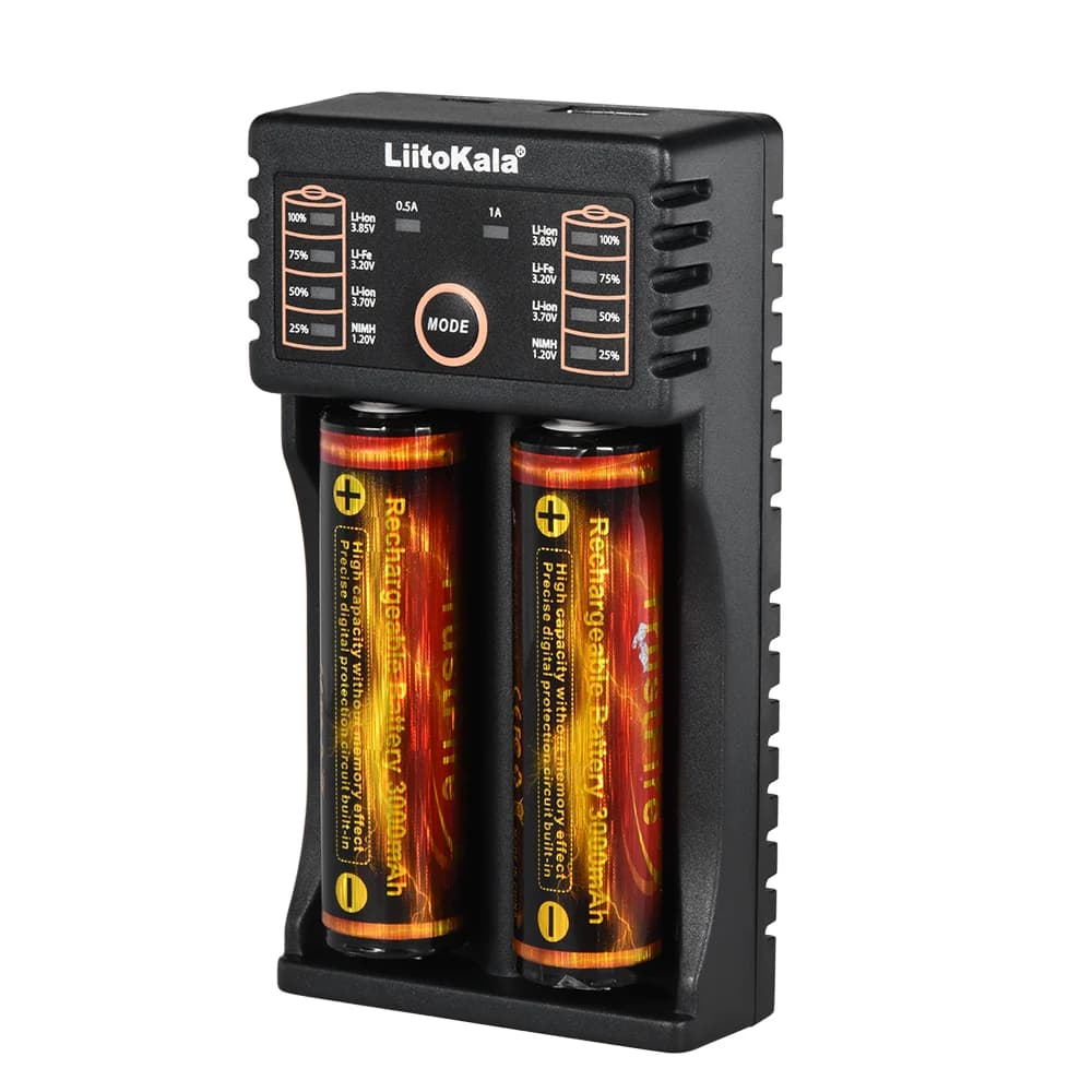 Caricabatterie Intelligente Liitokala Lii-202 per Batterie Ricaricabili NiMH/Litio 1.2V/3.7V/3.2V/3.85V AA/AAA 18490/18350/16340/14500/10440