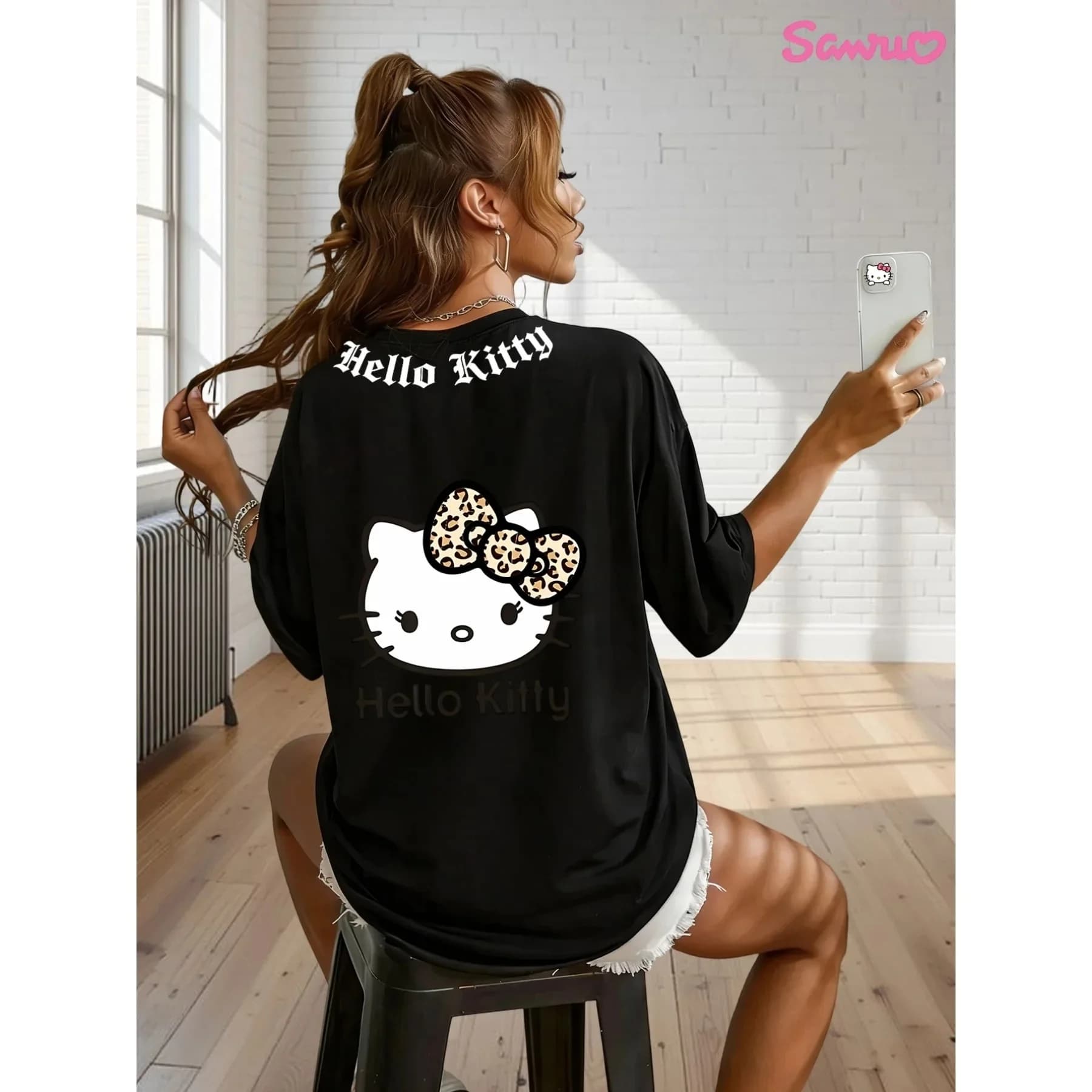 T-shirt Casual Stampata in Cotone 100% con Immagine di Hello Kitty della Serie Estiva Sanrio 2026, per Adulti e Bambini, Abbigliamento Casual Genitore-Figlio