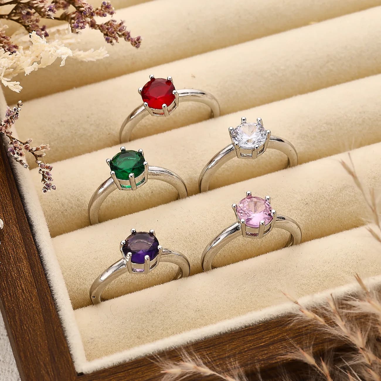 Fashion Simple Style Luxury Multicolor Round Zircon Ring for Women