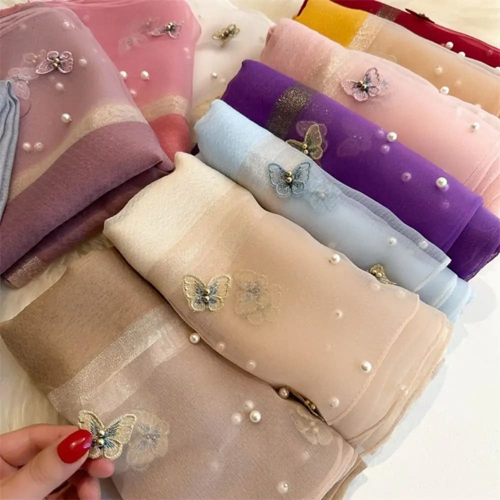 Sciarpa di seta sottile moda Foulard di perle Sciarpa ricamata a farfalla Grandi scialli Hijab da donna di lusso Primavera e autunno