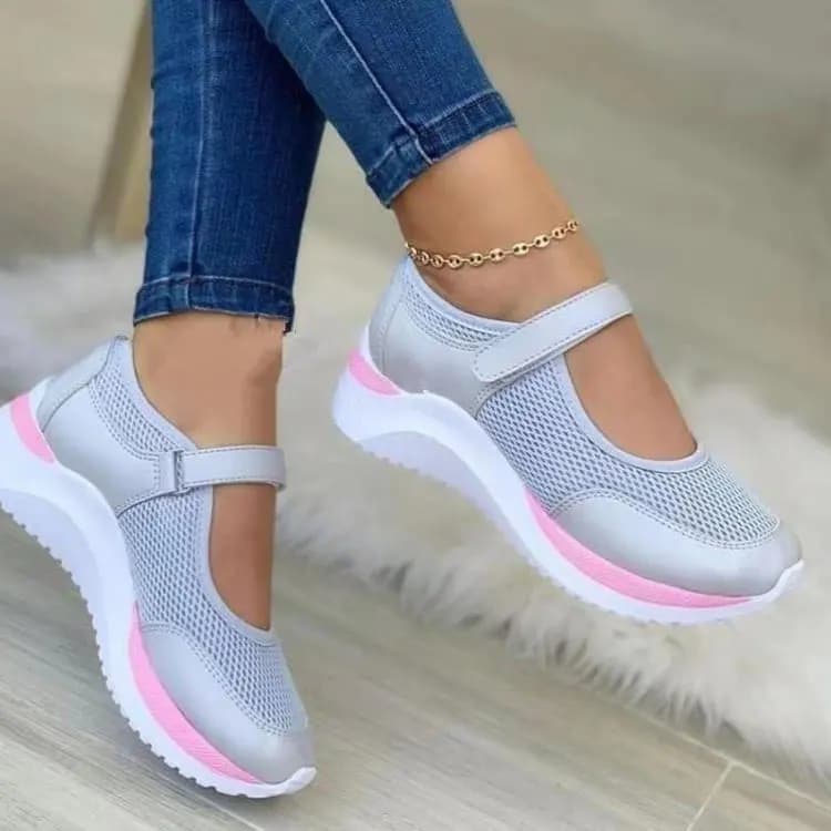 Scarpe da ginnastica da donna con plateau in rete leggera sandali scavati scarpe Tenis Feminino scarpe sportive traspiranti donna Zapatillas Mujer