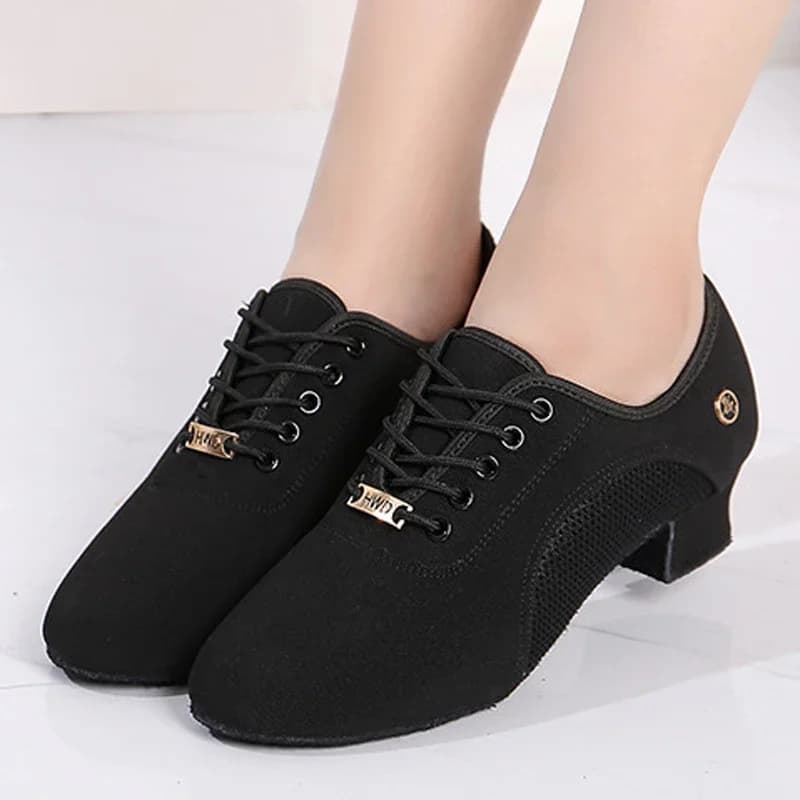 Scarpe da ballo latino da sala per le donne pratica stringata punta chiusa Salsa moderna danza insegnamento Performance scarpe da ballo Sneakers