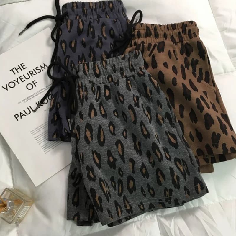 Pantaloncini da allenamento a vita alta da donna Scrunch Leopard Print Fitness pantaloncini da Yoga pantaloncini Scrunch Butt pantaloncini da corsa Sport Gym Leggings corti