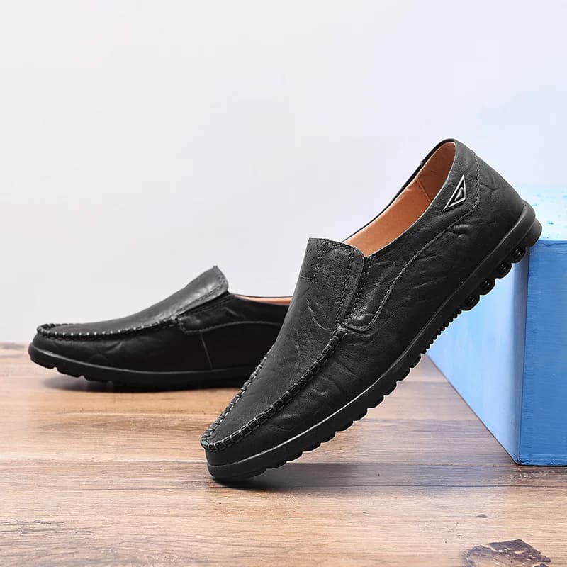 YUYIN Men's Casual Shoes Soft-Soled Men's Loafers Bean Shoes Outdoor Walking Driving Comfortable Slip-On Men's Flat Shoes