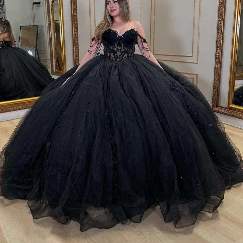Abiti Quinceanera neri Abito da ballo con spalle scoperte Pizzo Beadin Tull Corsetto Festa di compleanno Dolce 16 Abiti da 15 Anos