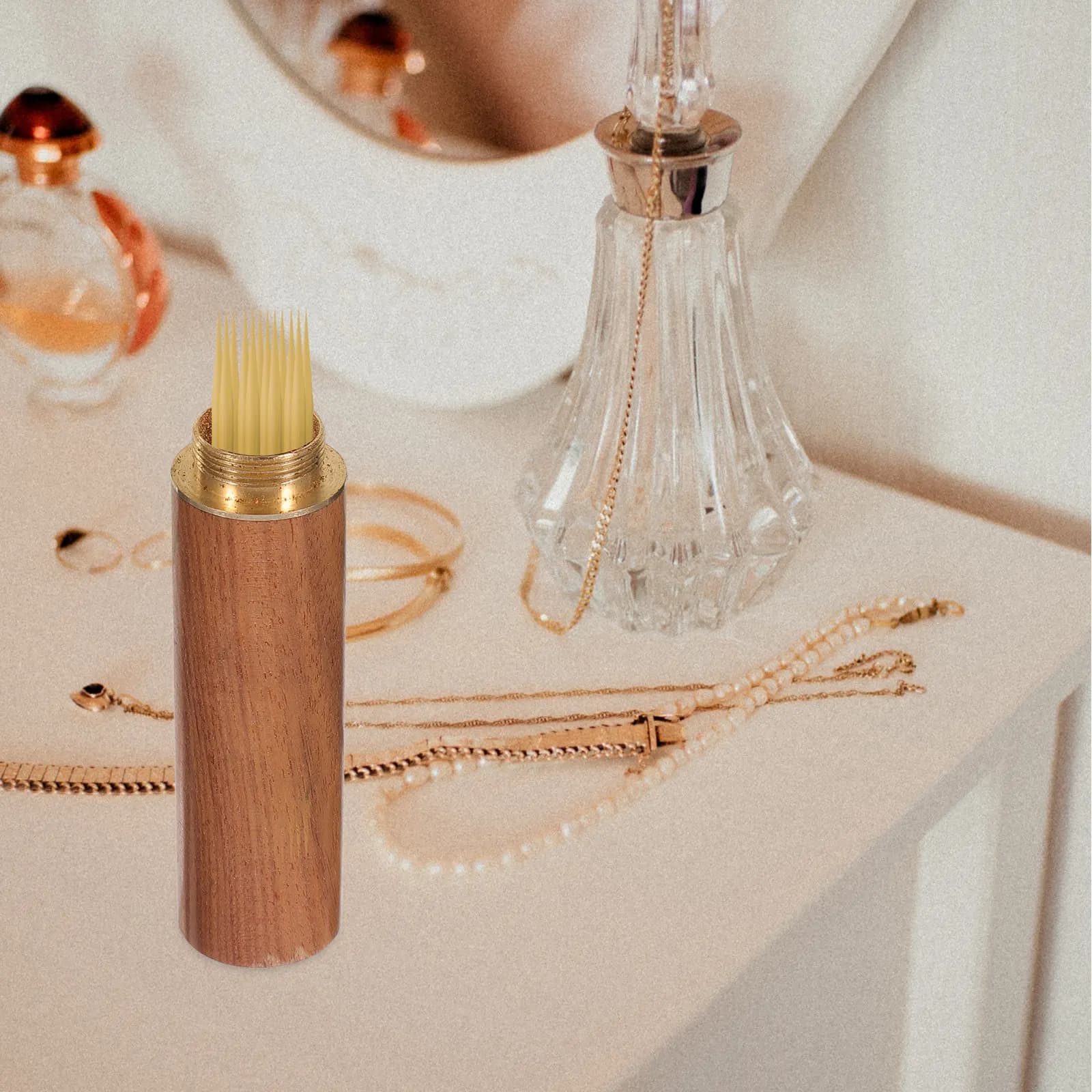 1Pcs Sandalwood Portable Toothpick Holder Hygienic Wooden Storage Tube Small Object Storage Box Classic Design