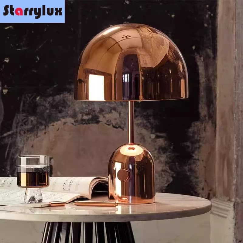 Lampada da tavolo senza fili ricaricabile USB Lampada da comodino portatile in metallo di lusso per scrivania da campeggio all'aperto