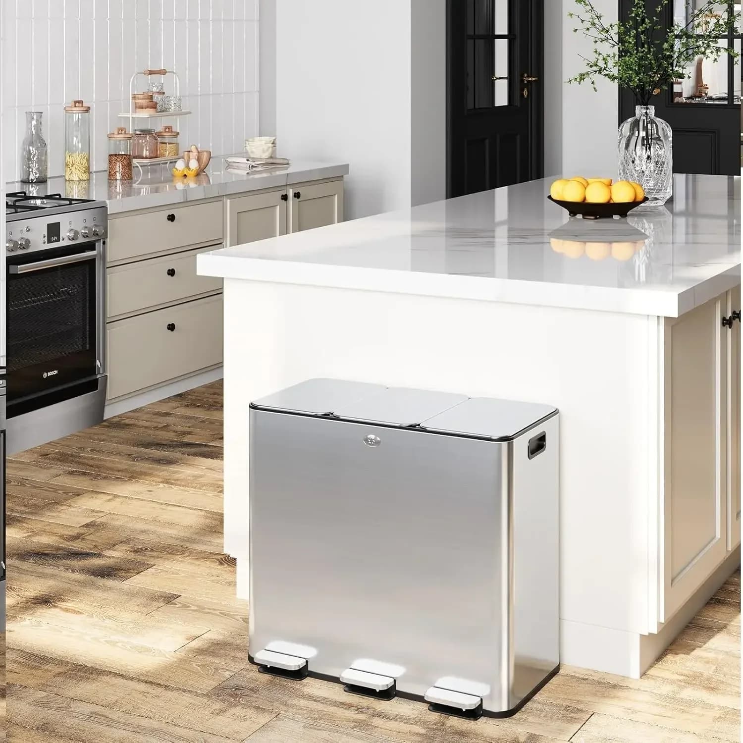 Cestino per Rifiuti 60L/15.9 Gal, Bidone della Spazzatura a Pedale con Tre Scomparti e Coperchi, Contenitore per Rifiuti in Acciaio Inox per Casa