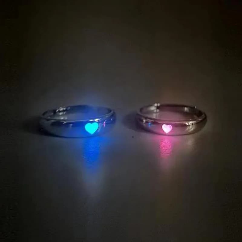 Nuova coppia di moda semplice anello luminoso amore anello aperto donna uomo anello cuore luminoso anello rosa blu accessorio regalo per feste per ragazze
