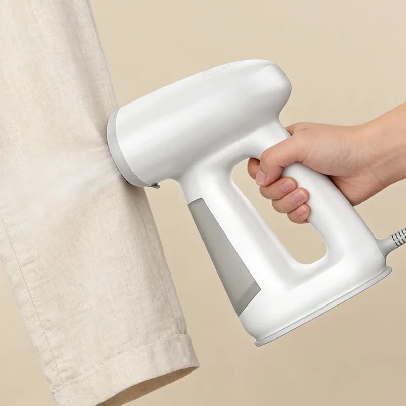 Nuovo Stile 2026: Vaporizzatore Portatile per Vestiti, Ferro da Stiro a Vapore da Viaggio, Serbatoio Grande per Rimozione Pieghe