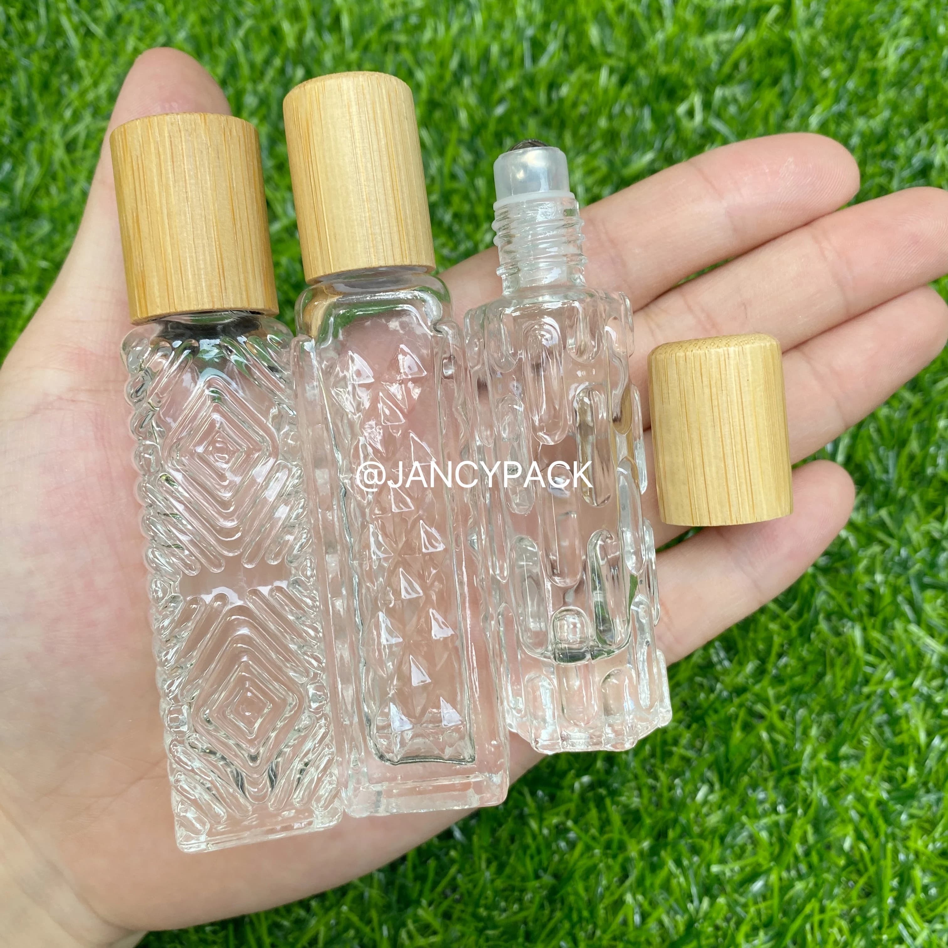 Bottiglie di vetro riutilizzabili per olio essenziale con coperchio in legno per rotolo di profumo in vetro trasparente quadrato vuoto da 10 ml-12 ml per oli essenziali