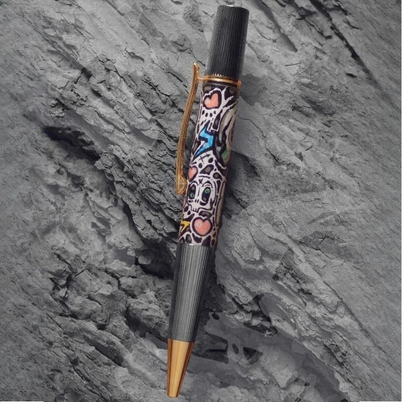 Basso sconto Bestia Penna roller tedesca G2 Nero 0,7 mm Ricarica penna a sfera in resina fatta a mano Collezione Kawaii Penne per cancelleria Kawaii