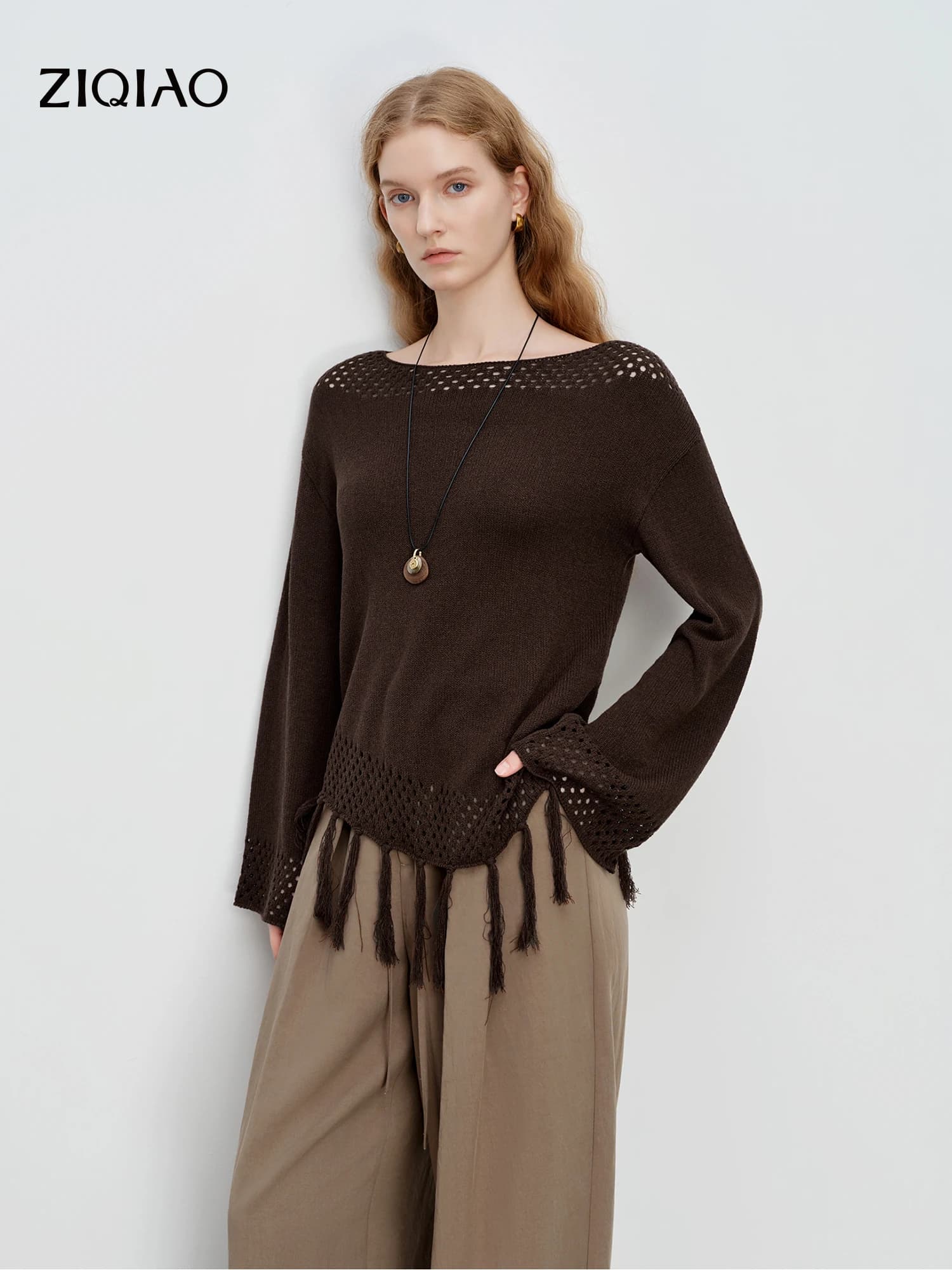 ZIQIAO 2026 Primavera Top Lavorato a Maglia Traforato Ispirato allo Stile Boho da Donna con Maniche a Campana e Ricami Floreali - Blusa Casual Chic con Collo Rotondo