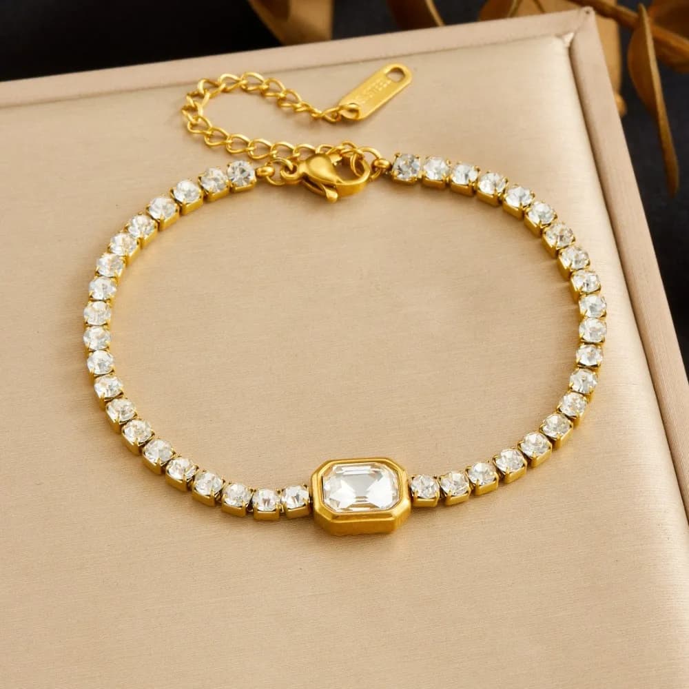 Bracciale di Lusso Regolabile con Zirconi, Resistente alla Ruggine e allo Sbiadimento, Bracciale Scintillante con Gemma Quadrata in Zirconia Colorata