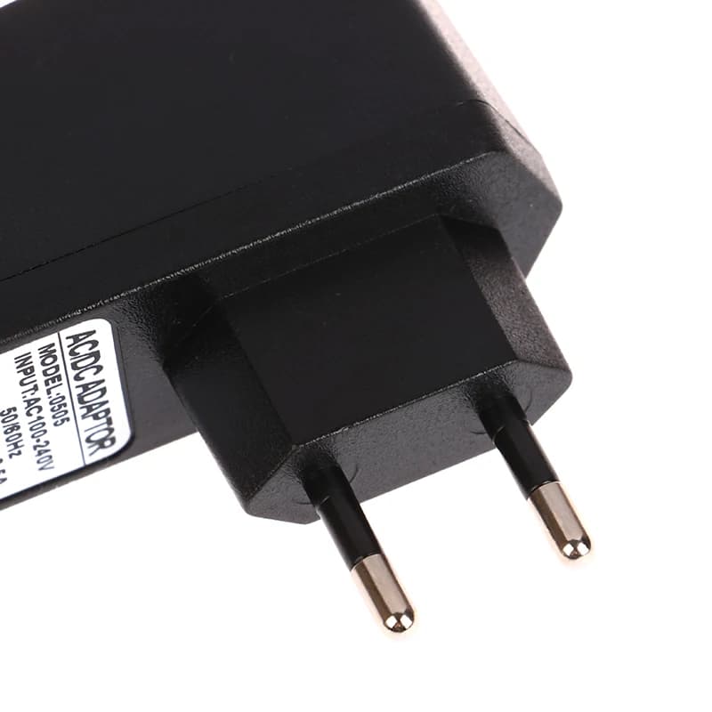 EU Plug Lithium Battery Power Adapter Laser Level Accessory, Universal Charger Compatible with 3D/4D Laser Level