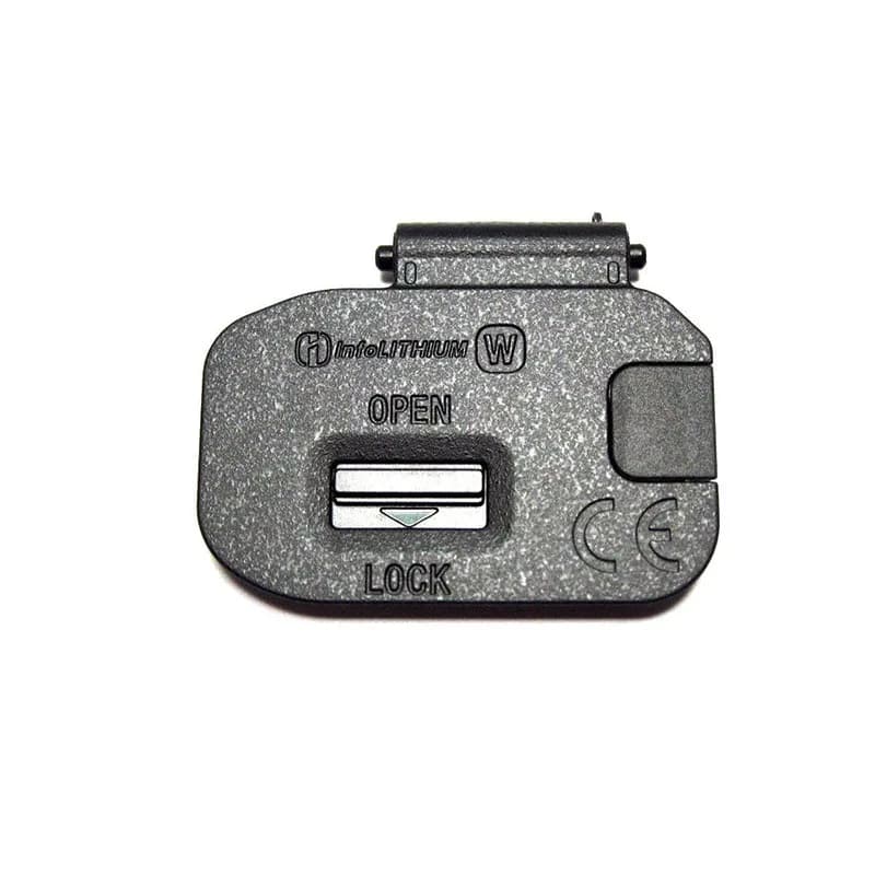 Coperchio batteria pari al nuovo (99%) - Ricambi per fotocamere Sony ILCE-7M2, ILCE-7RM2, ILCE-7SM2, A7II, A7RII, A7SII