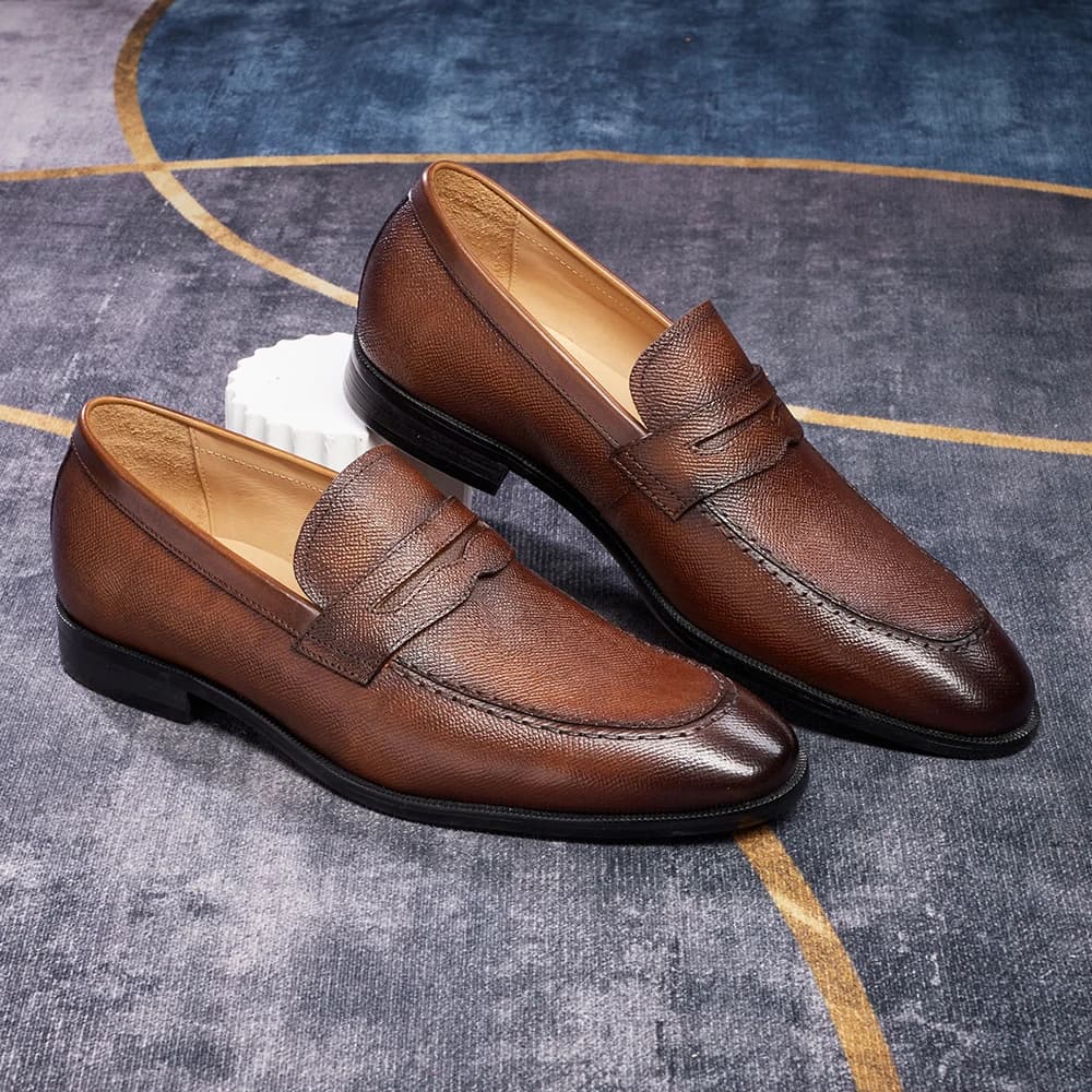 Scarpe eleganti slip-on da uomo in vera pelle, mocassini italiani da uomo, nere e marroni, scarpe Oxford formali da uomo, scarpe casual da uomo.