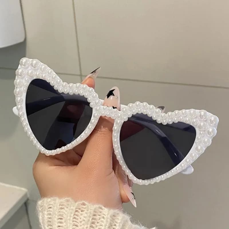 Occhiali da Sole alla Moda con Perle e Cuore, Montatura Grande per Donna, Occhiali Luccicanti per Matrimoni e Feste, Occhiali da Sole Decorativi Y2K per Coppie