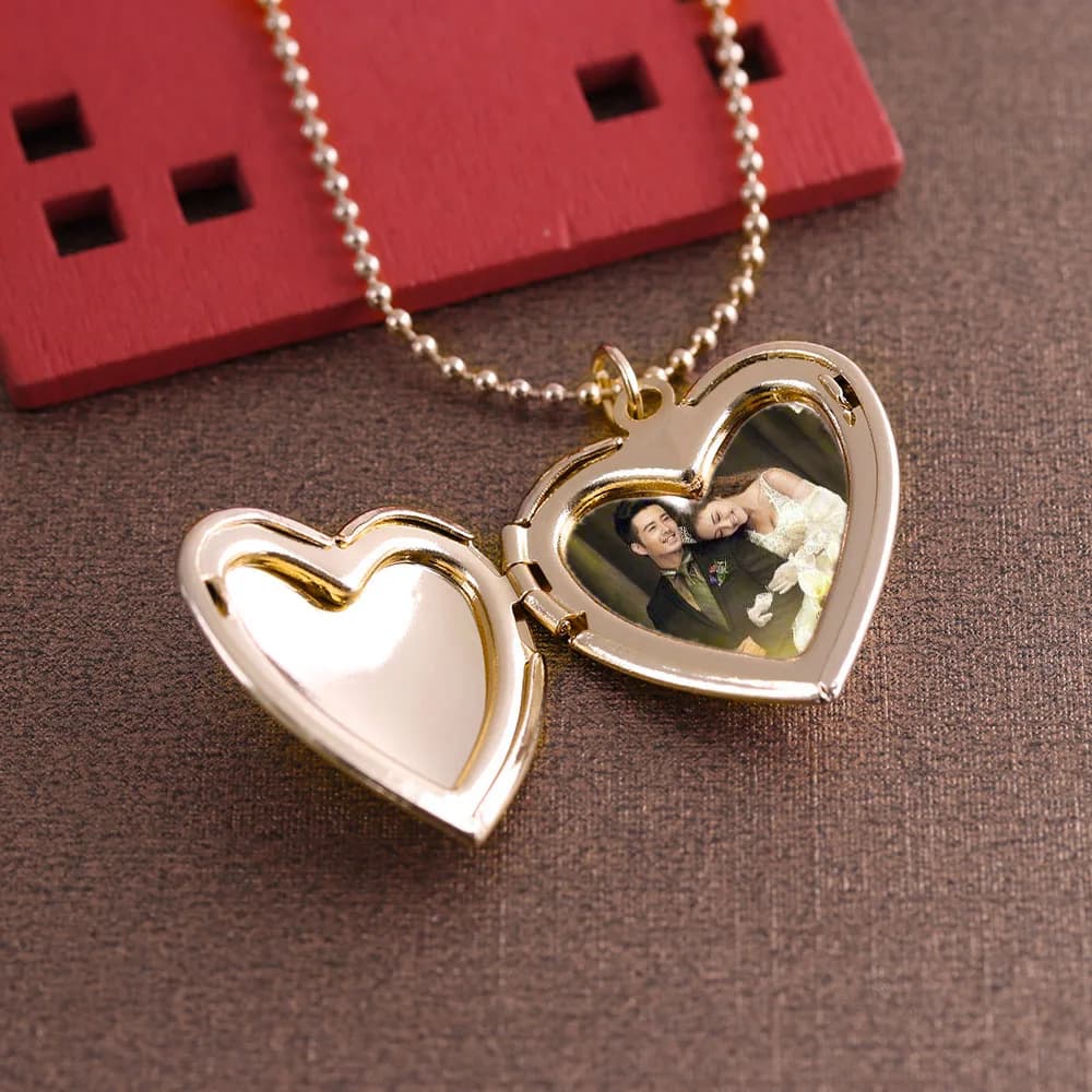 HOOH 1PC Heart Shape Friend Photo Frame Pendant Necklace Jewelry Couple Gift St Valentine Romantic