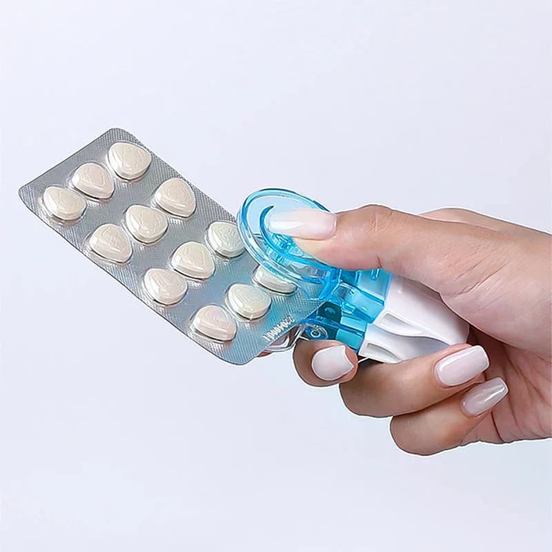 1pc Portable Pill Taker, Pill Dispenser, Portable Tablet Dispenser, Easy To Take Out Pills From Package